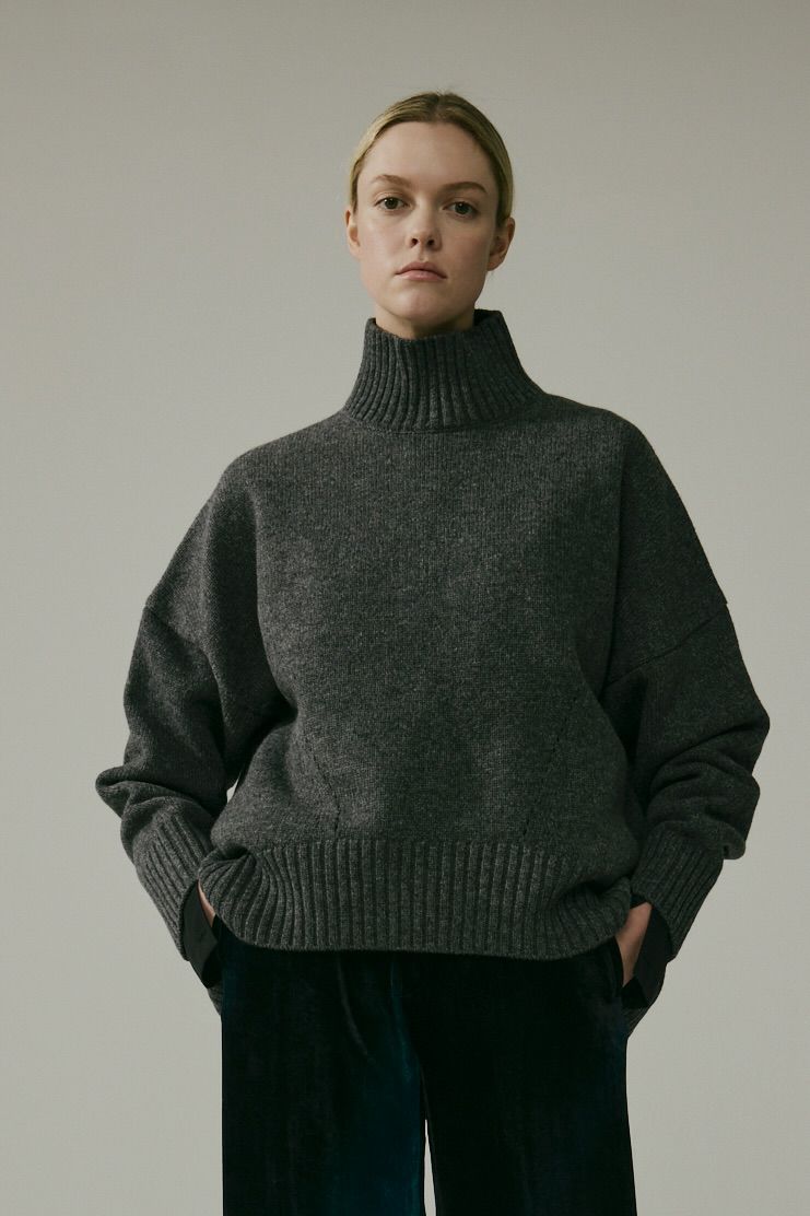 ウールオーバーサイズハイネックニット[GRAY] | CINOH