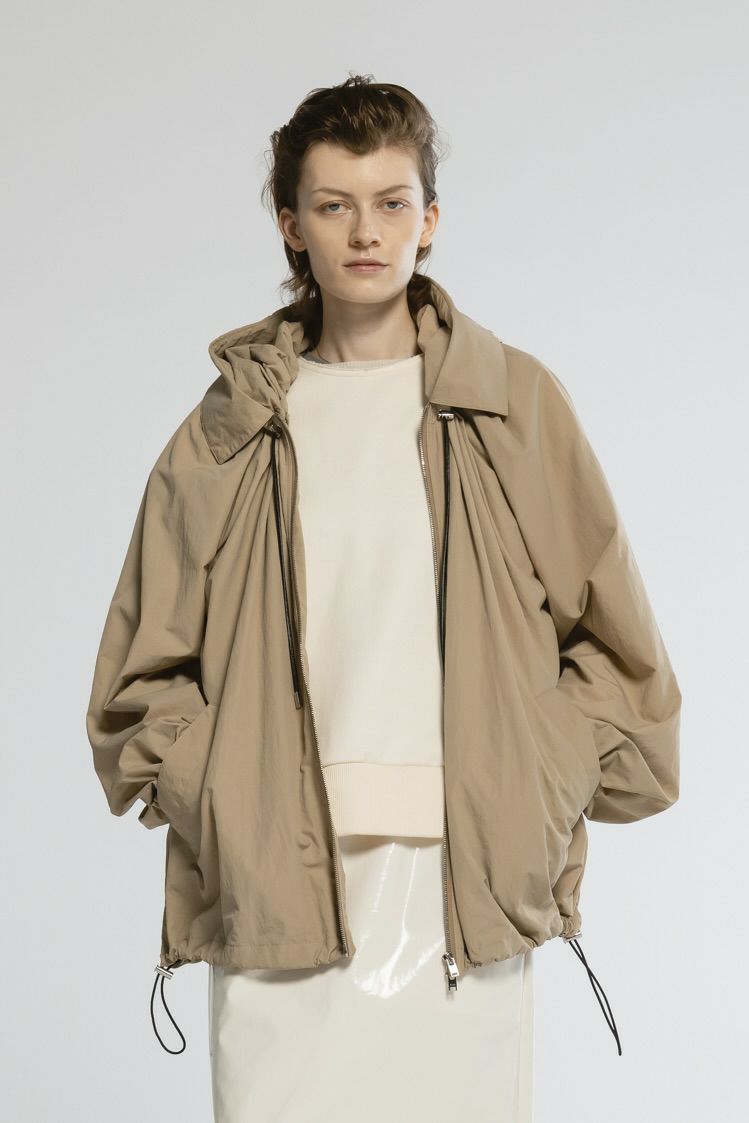 ナイロンフーディーブルゾン[BEIGE] | CINOH